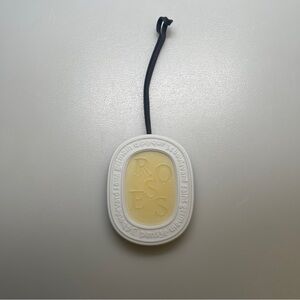 Diptyque Roses Scented Oval